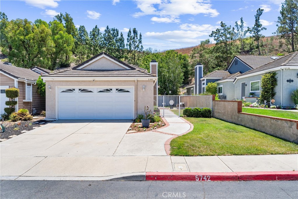 5742 E Hudson Bay Drive