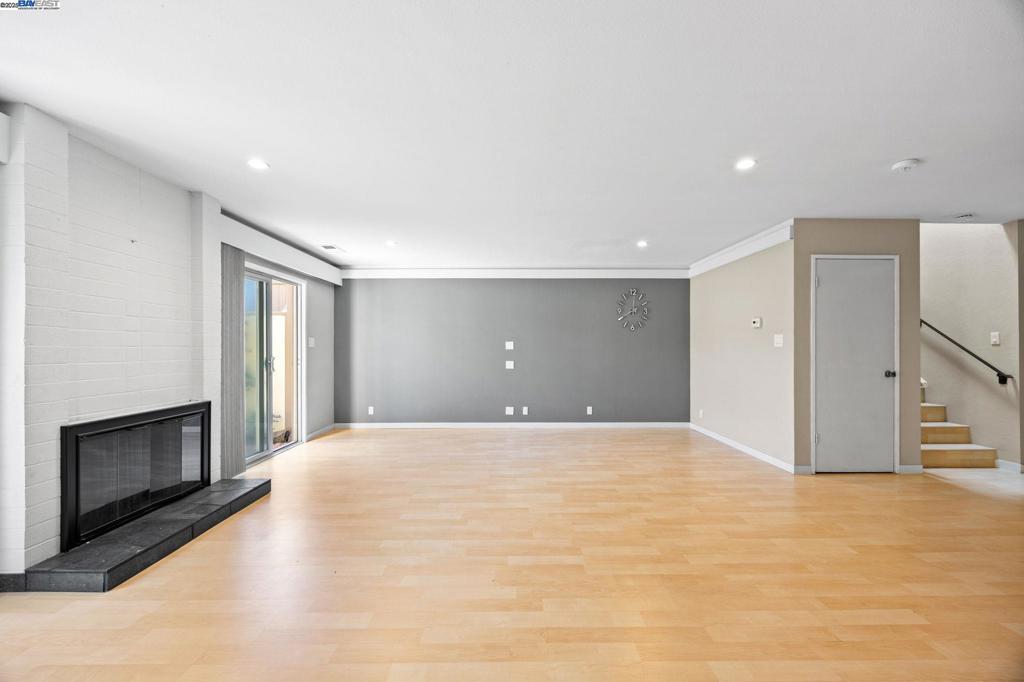 BAY FARM ISLAND - Residential