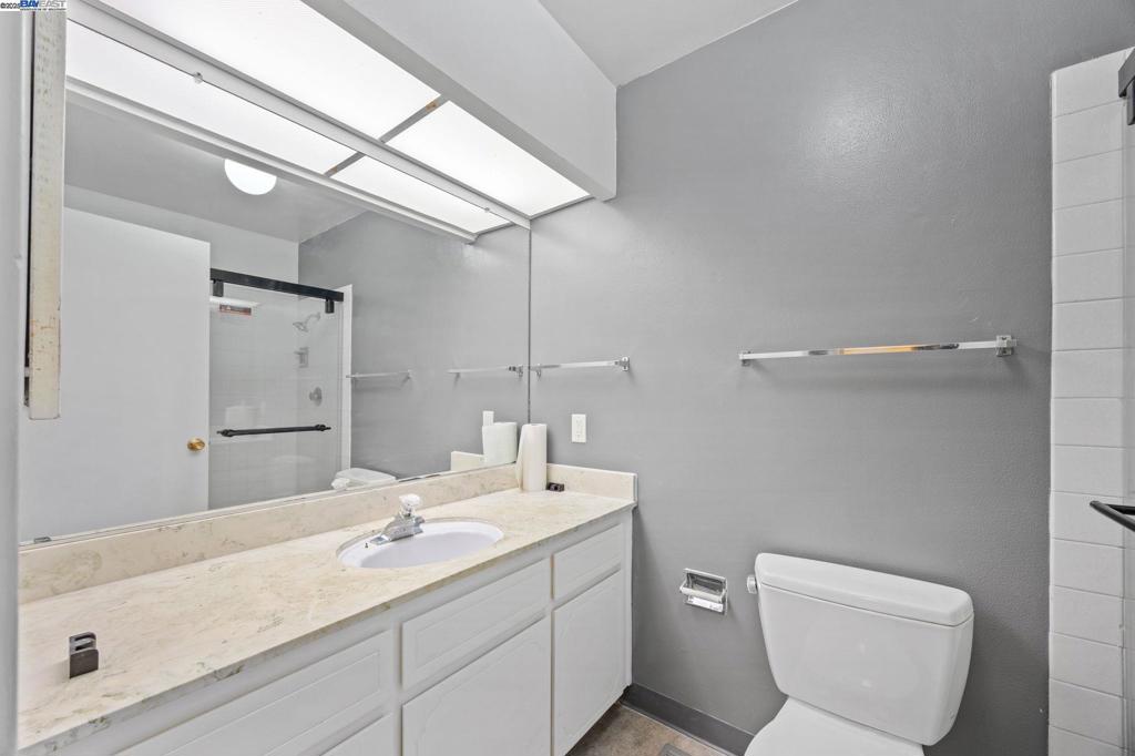 BAY FARM ISLAND - Residential