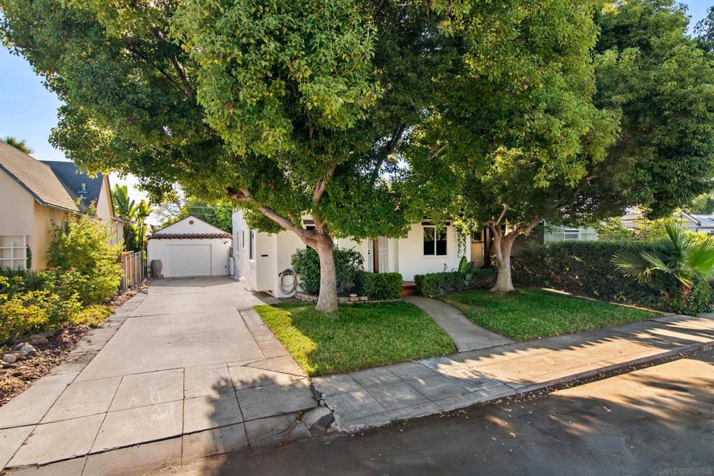 4738 Soria Dr