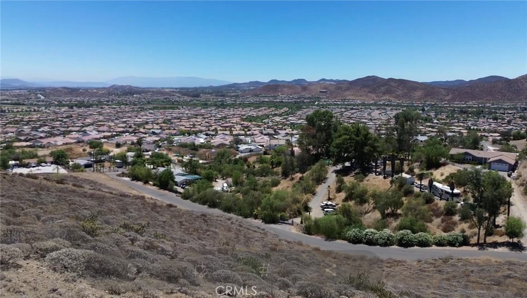 24200 Beverly