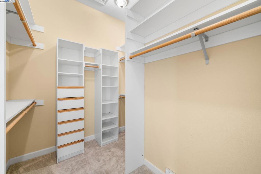 RUBY HILL - Residential