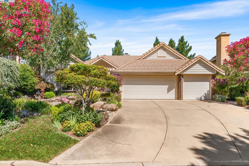 RUBY HILL - Residential