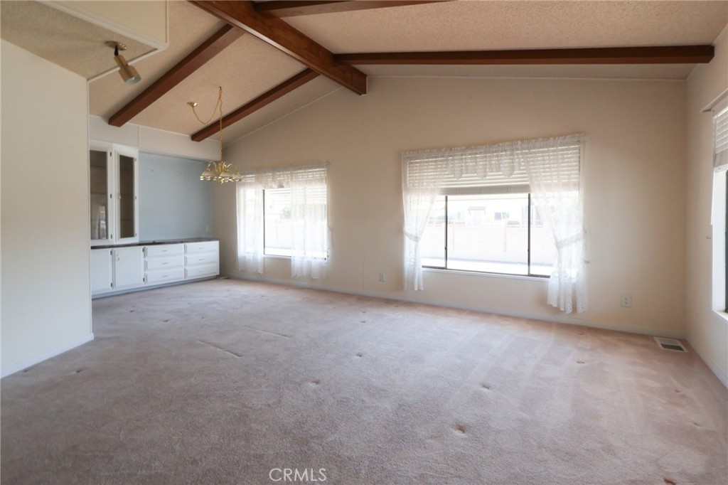 1525 Oakland Avenue W 31
