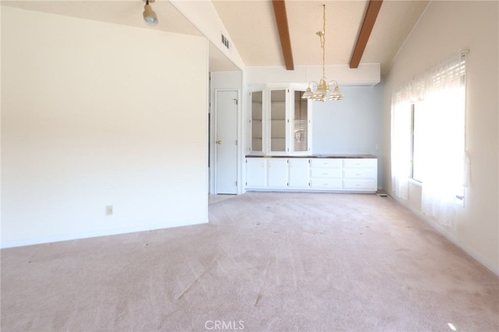 1525 Oakland Avenue W 31