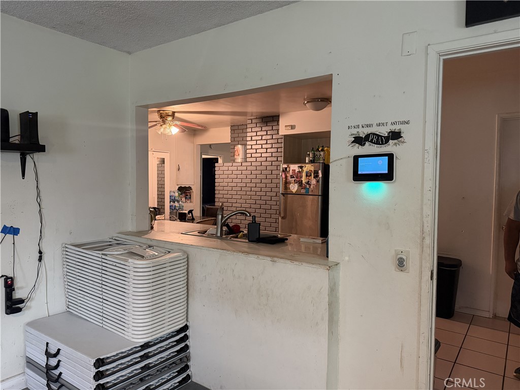 1420 W 11th Street