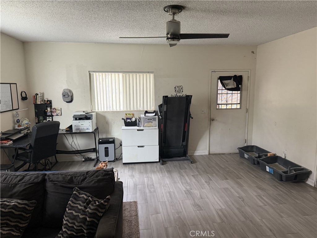 1420 W 11th Street