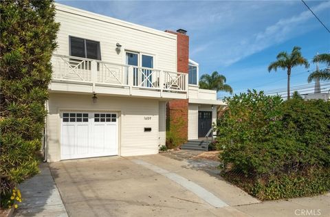 Photo of 1659 3rd Street, Manhattan Beach, CA 90266 (MLS # SB26030860)