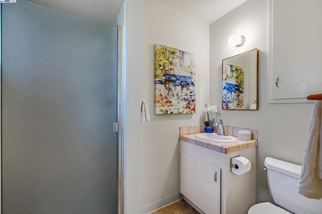 EASTSIDE JENSEN - Residential