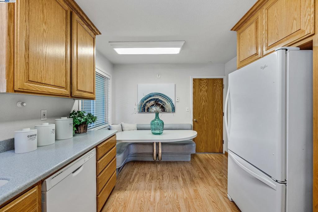 EASTSIDE JENSEN - Residential