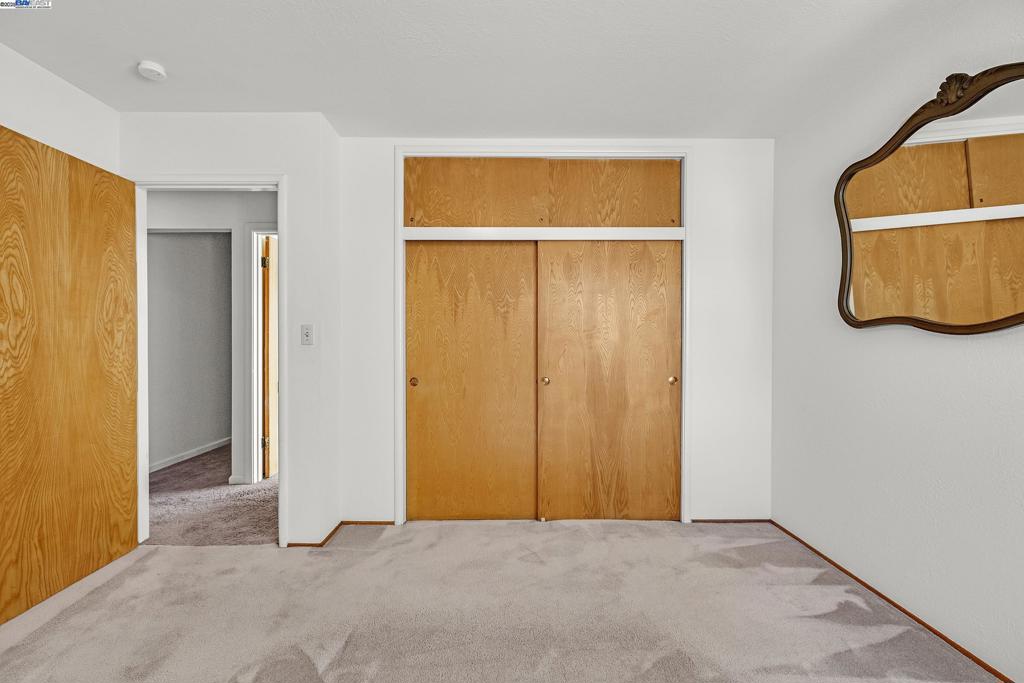 EASTSIDE JENSEN - Residential