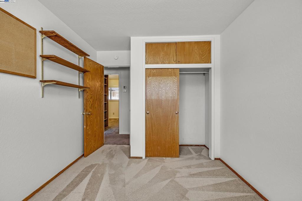 EASTSIDE JENSEN - Residential