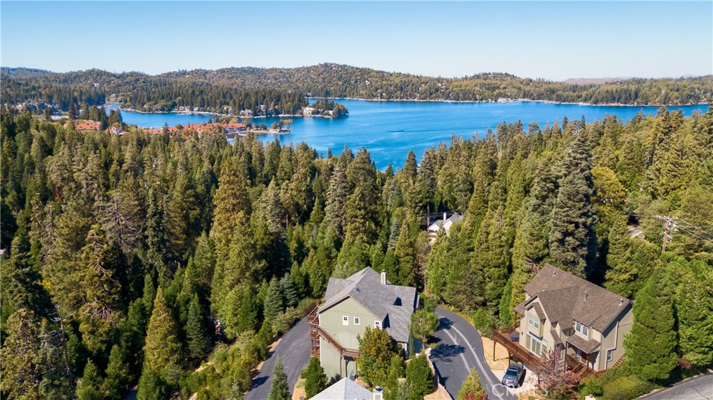 Arrowhead Woods (AWHW) - Residential