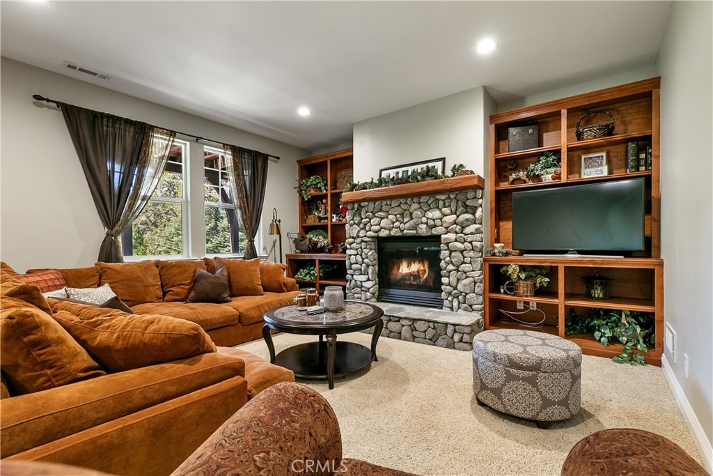 Arrowhead Woods (AWHW) - Residential