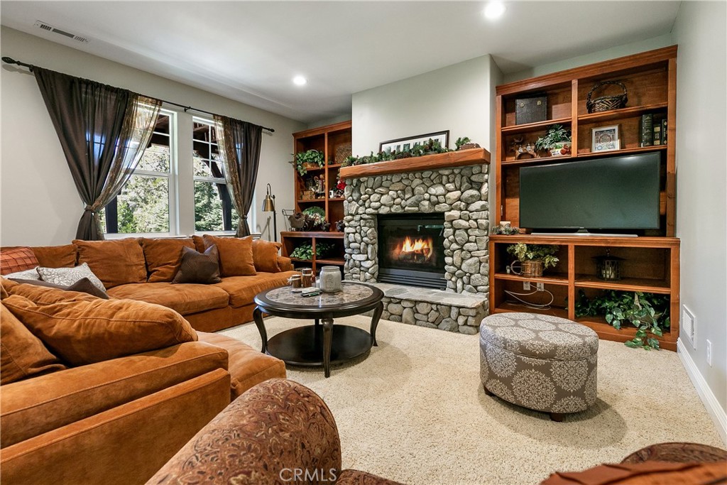 Arrowhead Woods (AWHW) - Residential