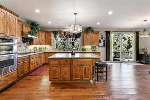 Photo of 28449 Fresh Spring Lane, Lake Arrowhead, CA 92352 (MLS # IG25235797)