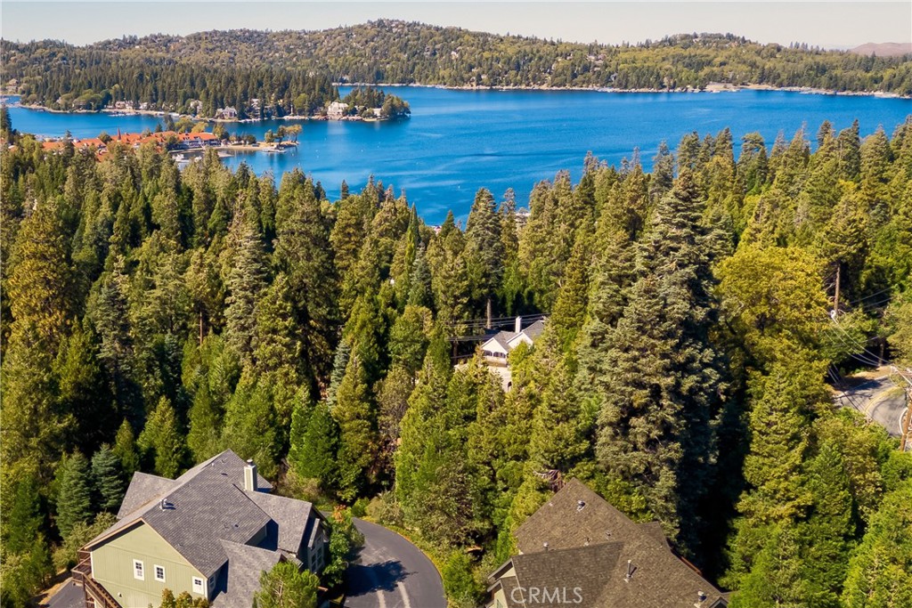 Arrowhead Woods (AWHW) - Residential