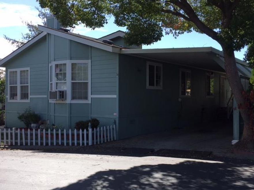 This home is located in the family all-age community of Spanish Ranch 1.  The home is built in 2000 and is over 1500 sq ft.  It has a spacious floor plan and has 3 beds/2baths plus a den.