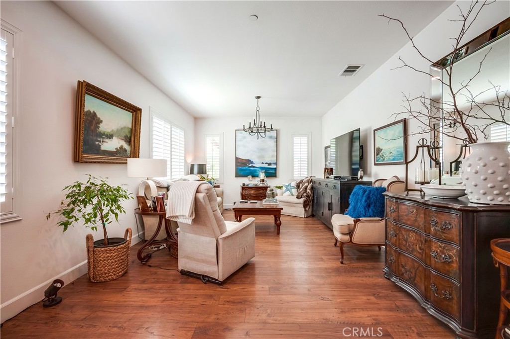 37347 Paseo Tulipa