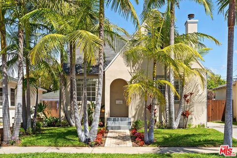 Photo of 4226 Lyceum Avenue, Los Angeles, CA 90066 (MLS # 26725155)