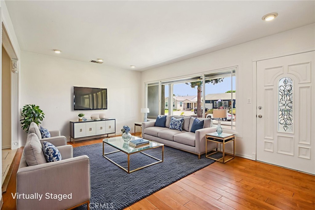 5033 Premiere Avenue