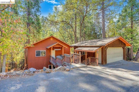 Photo of 17003 E Brookside DR DR, Sonora, CA 95370 (MLS # 41150849)