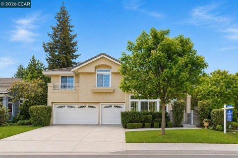 Photo of 601 Ambience Way, Danville, CA 94506 (MLS # 41148587)