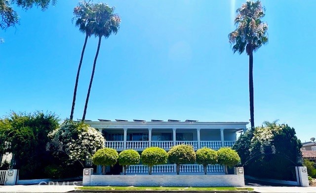 730 Santiago Avenue