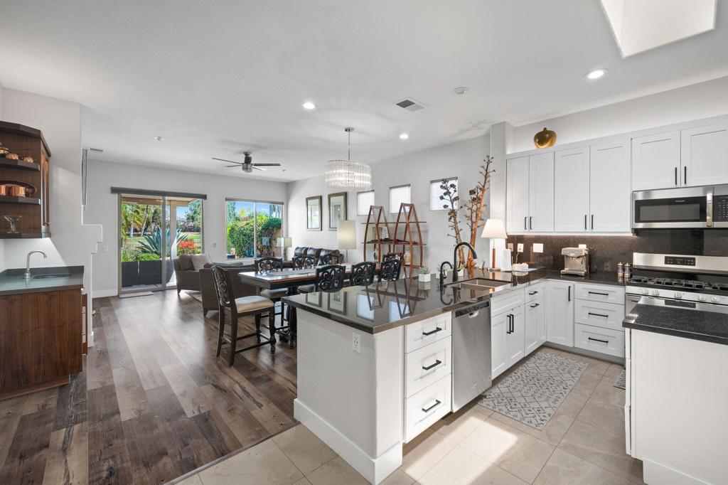 Rancho Mirage C.C. - Residential Lease