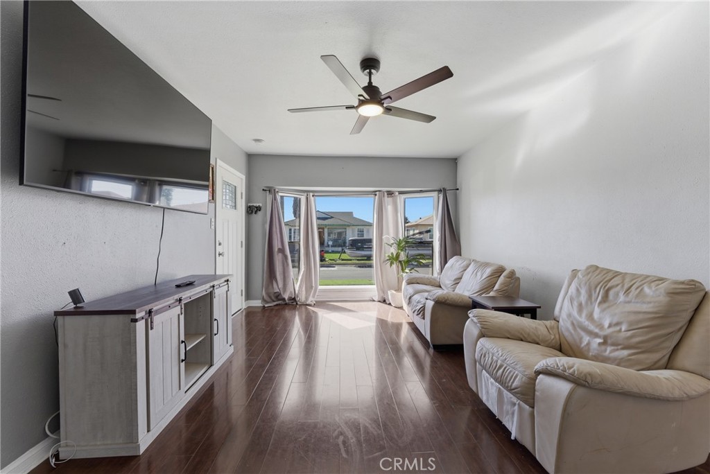 1701 W 136th