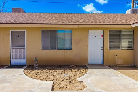 Tiny photo for 7428 Cherokee Trl, Yucca Valley, CA 92284 (MLS # JT26047498)