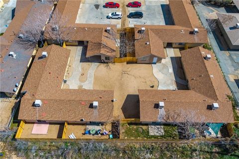 Tiny photo for 7428 Cherokee Trl, Yucca Valley, CA 92284 (MLS # JT26047498)