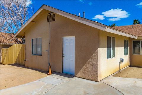 Tiny photo for 7428 Cherokee Trl, Yucca Valley, CA 92284 (MLS # JT26047498)