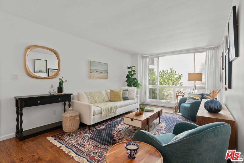 Photo of 4900 Overland Avenue #295, Culver City, CA 90230 (MLS # 25583679)