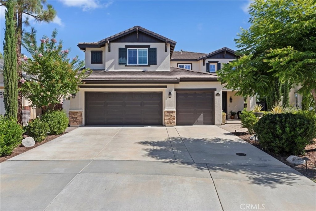 30807 Hillcrest Drive