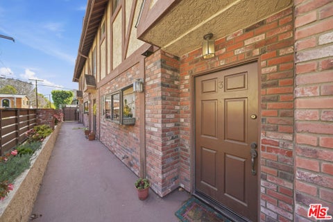 Photo of 2325 20th Street #3, Santa Monica, CA 90405 (MLS # 26985323)