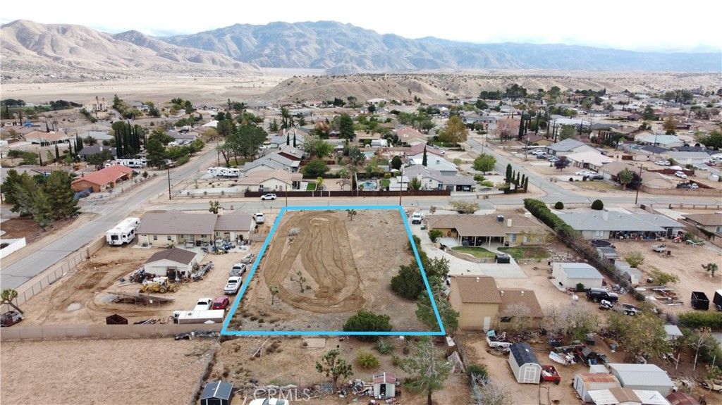 Photo of 0 Plumas Street, Hesperia, CA 92345 (MLS # IG25261276)