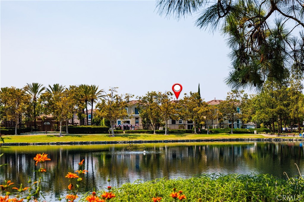 225 Montana Del Lago Drive