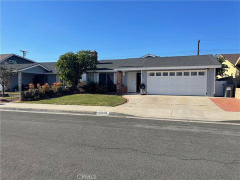 23035 Kinard Avenue Carson CA 90745