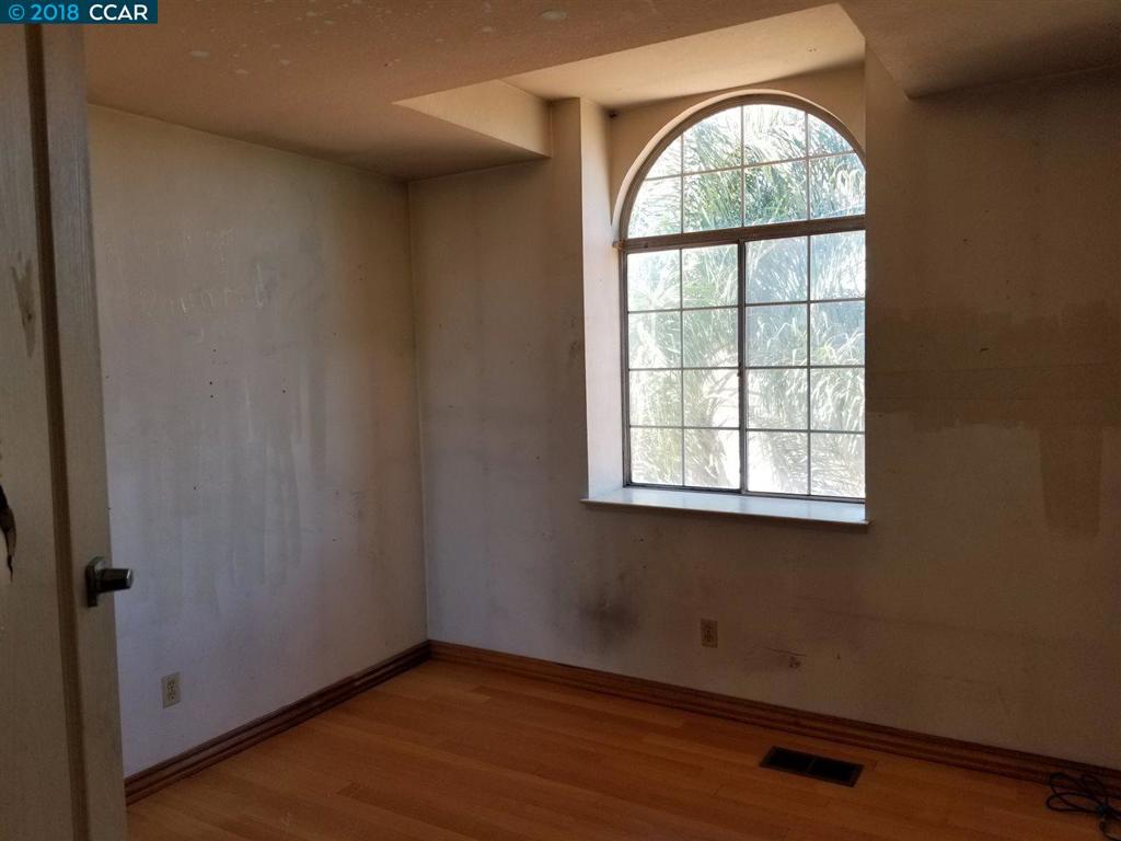 PITTSBURG - Residential