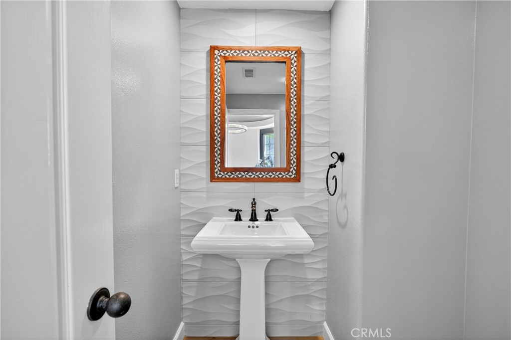 San Rafael (SANR) - Residential