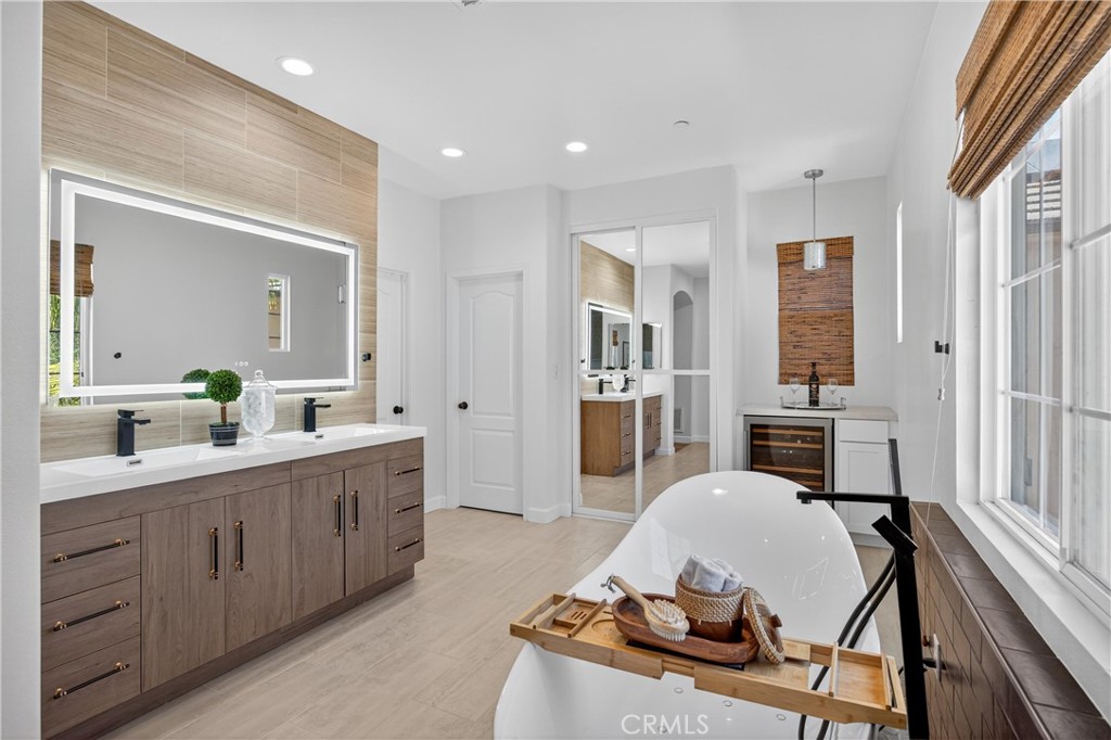 San Rafael (SANR) - Residential
