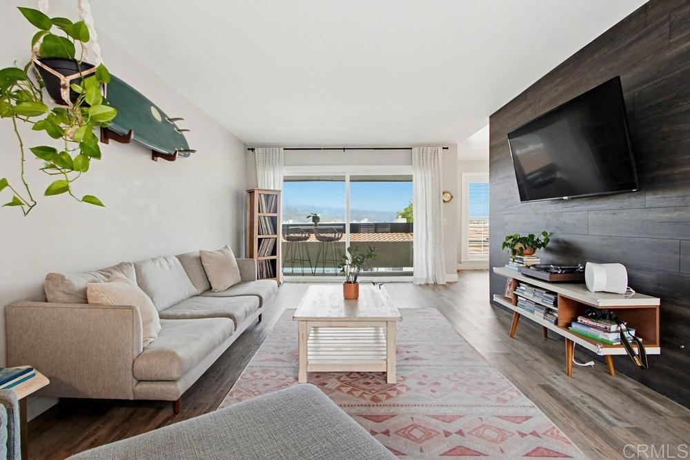 2306 Altisma Way 215