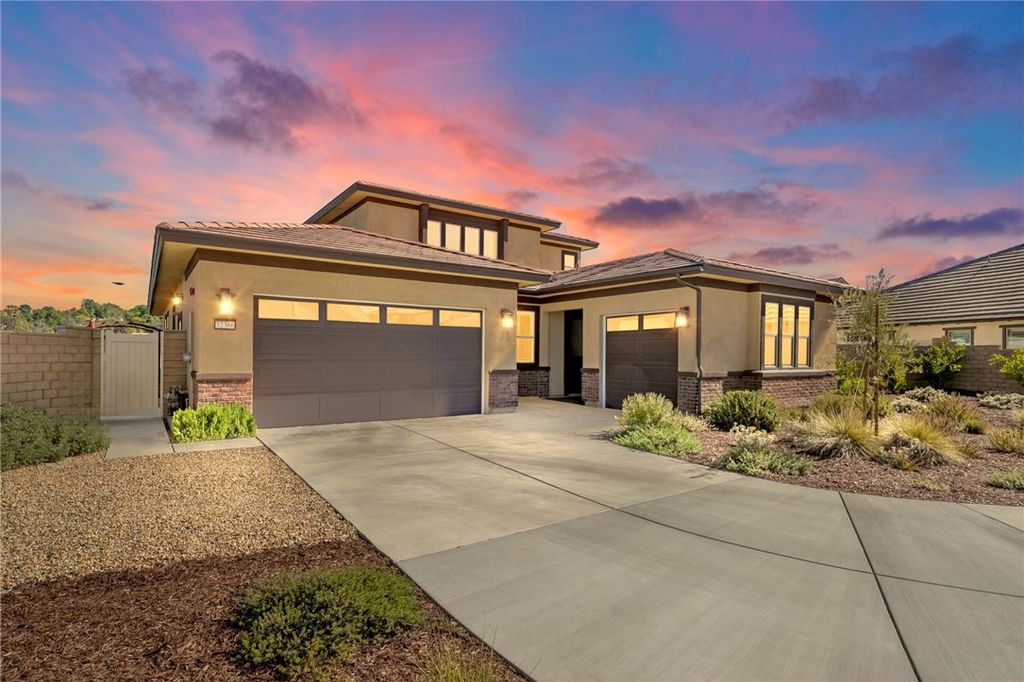 Photo of 32366 Lucida Drive, Temecula, CA 92591 (MLS # SW26017787)