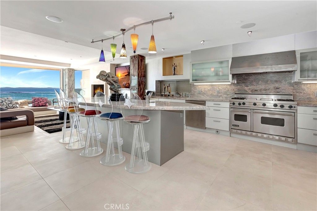 Photo of 1261 Ocean Front, Laguna Beach, CA 92651 (MLS # LG25026748)