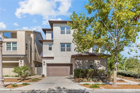 MLS: OC26213338