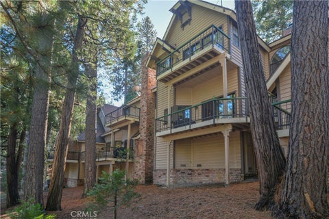 Photo of 27494 White Fir Dr, Lake Arrowhead, CA 92352 (MLS # IG25266738)