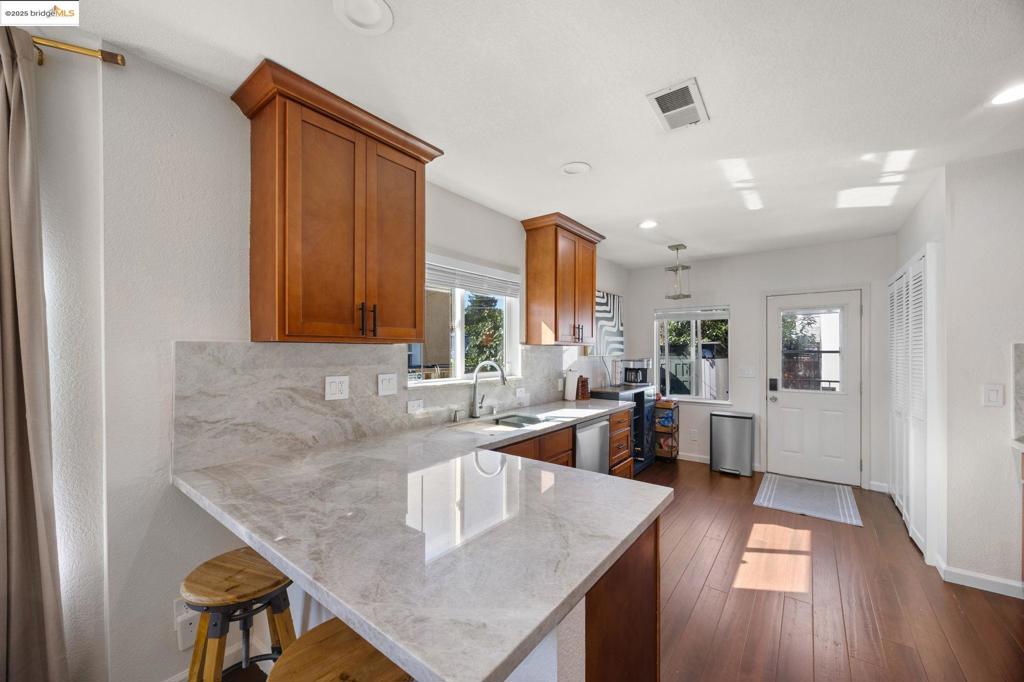 FARRELLY POND - Residential