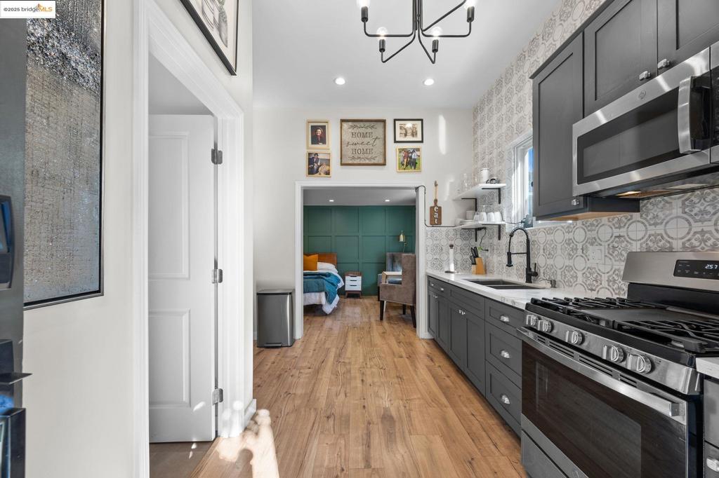 FARRELLY POND - Residential