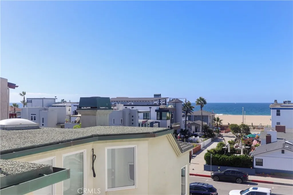 Hermosa Beach, California 90254, United States, 1 Bedroom Bedrooms, ,1 BathroomBathrooms,Residential,Active,233766